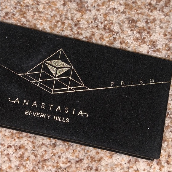 Anastasia Prism Palette - Picture 2 of 2